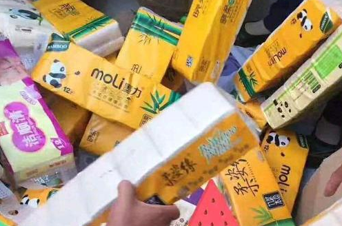 摆小地摊卖什么合适又赚钱？今年地摊卖什么最火的-第3张图片