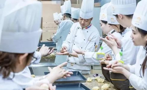 适合女人做的小本生意，女孩子做什么生意比较好-第3张图片